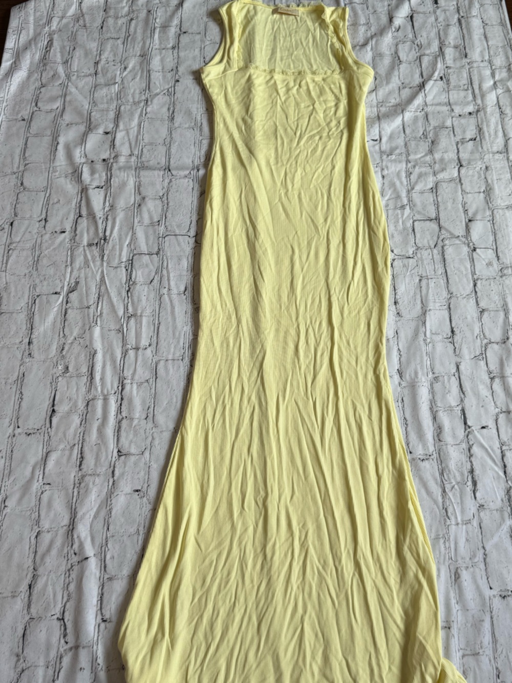 Sleeveless Yellow Maxi Dress - Light Yellow